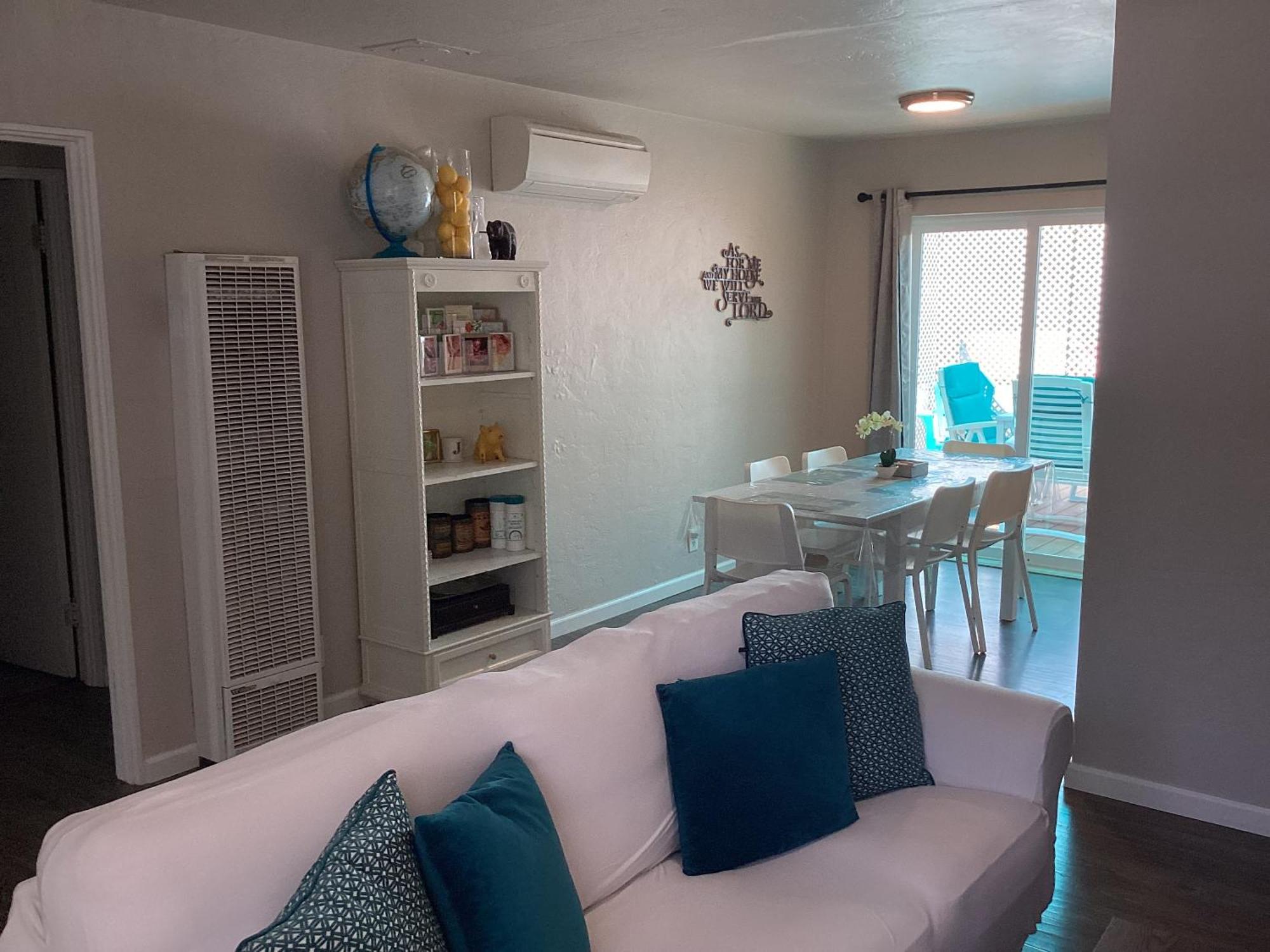 House Of Favor Holiday home Redding